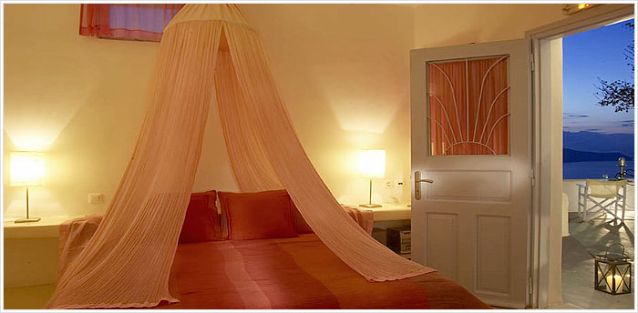 STEP INTO THE WORLD OF SANTORINI AT AROMA SUITES ...
